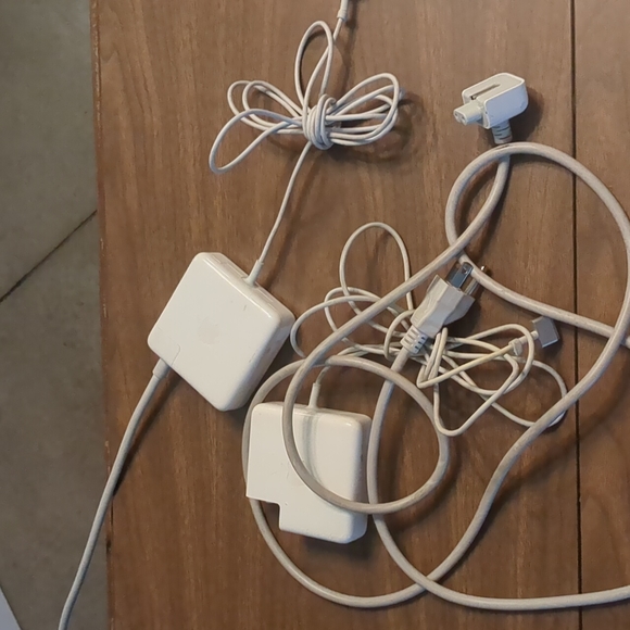 15 inch MacBook pro - Picture 6 of 12